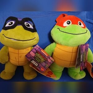 Mattel TMNT Plush Duo - Purple and Orange